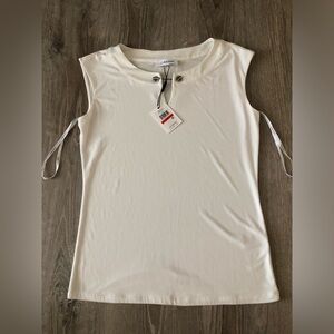 NWT Calvin Klein white sleeveless shirt size XS